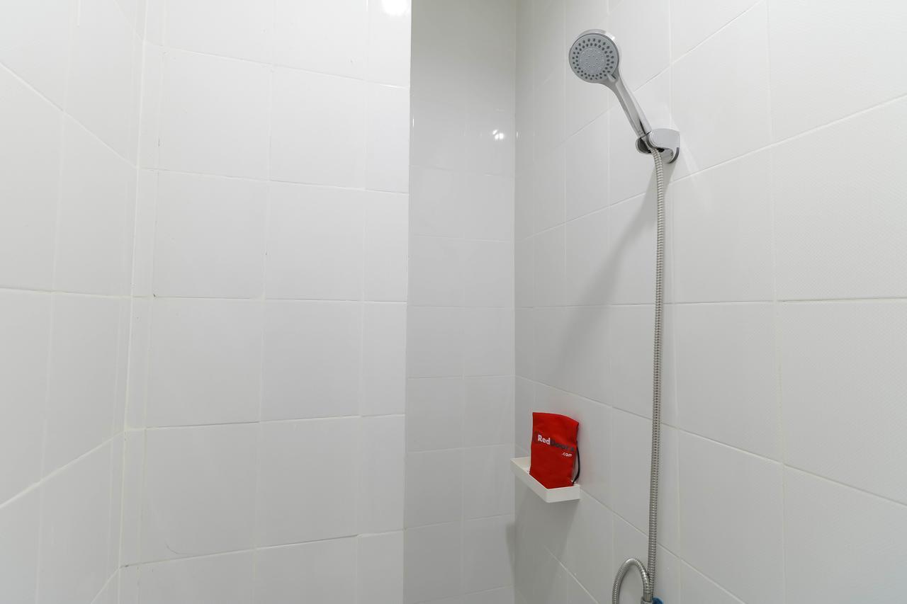 Reddoorz Plus @ Kapuk Business Park Jakarta Eksteriør bilde