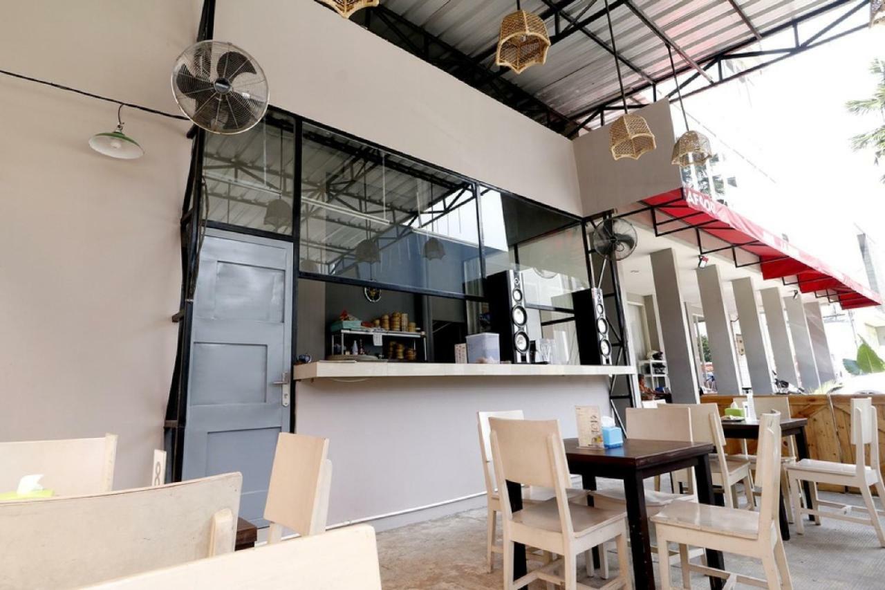 Reddoorz Plus @ Kapuk Business Park Jakarta Eksteriør bilde